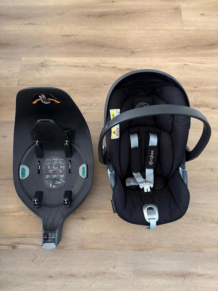 Cybex Cloud Z i-Size Autostoel + Base & Adapters, Kinderen en Baby's, Autostoeltjes, Gebruikt, Overige merken, 0 t/m 13 kg, Isofix