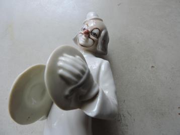 Porcelijnen Beeld Tengra Clown Valencia Spanje  beschikbaar voor biedingen