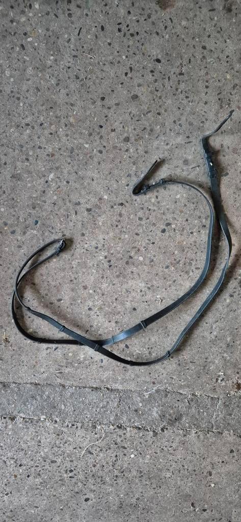 Lederen dressuur teugel,  nooit gebruikt., Dieren en Toebehoren, Paarden en Pony's | Hoofdstellen en Tuigage, Zo goed als nieuw