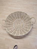Grote mand, Ophalen of Verzenden, Zo goed als nieuw, Rond, Riet