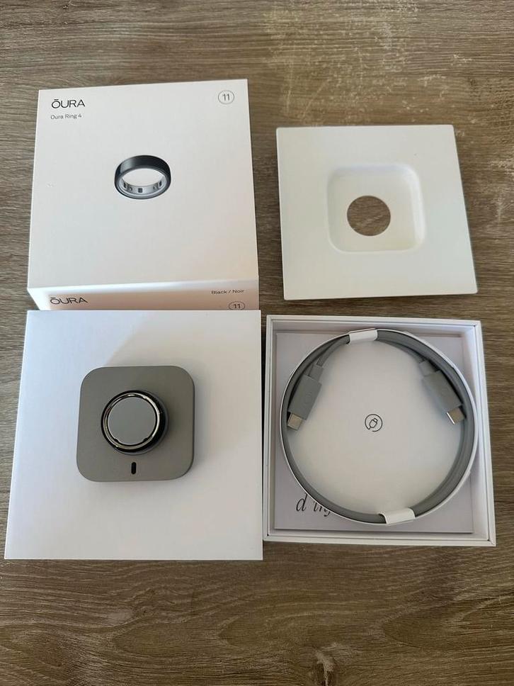Oura Ring 4 - Maat 11 - Gloednieuw!, Sieraden, Tassen en Uiterlijk, Activity trackers, Nieuw, Android, Zwart, Waterdicht, Ophalen of Verzenden