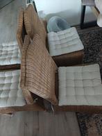 Gratis 4 rieten stoelen - kunnen nog goed een ronde mee, Ophalen, Riet of Rotan, Gebruikt, Bruin