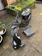 Typhoon frame zonder 123, Ophalen, Zo goed als nieuw, Piaggio