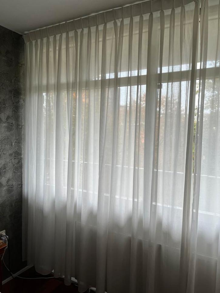 Inbetween wit zgan, Huis en Inrichting, Stoffering | Gordijnen en Lamellen, Zo goed als nieuw, 200 cm of meer, Wit, Ophalen of Verzenden