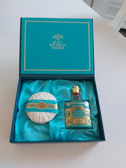Brocante vintage cadeauverpakking geschenkset 4711 blauw., Verzamelen, Parfumverzamelingen, Zo goed als nieuw, Parfumfles, Ophalen of Verzenden