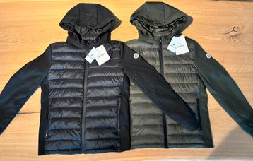 Moncler Jassen beschikbaar voor biedingen