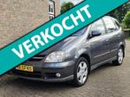 Nissan Almera Tino 1.8 Tekna*Airco*Trekhaak*Nieuwe APK, Auto's, Nissan, 65 €/maand, 4 cilinders, 700 kg, Almera Tino