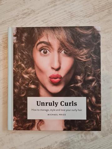 Unruly curls beschikbaar voor biedingen