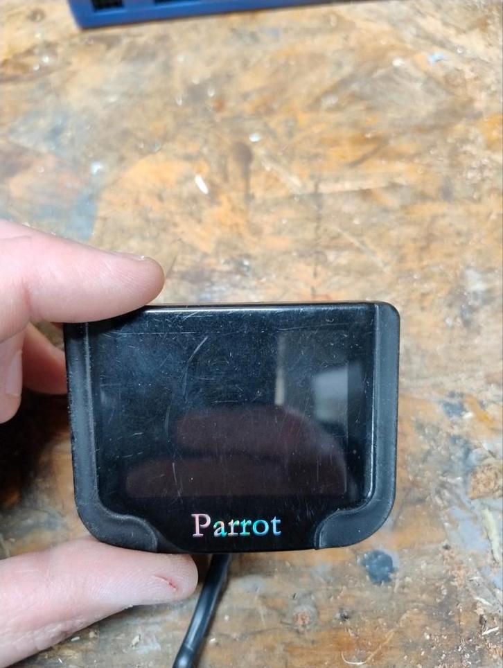 Parrot MKi 9200 Carkit - Bluetooth Handsfree, Auto diversen, Carkits, Gebruikt, Ophalen of Verzenden