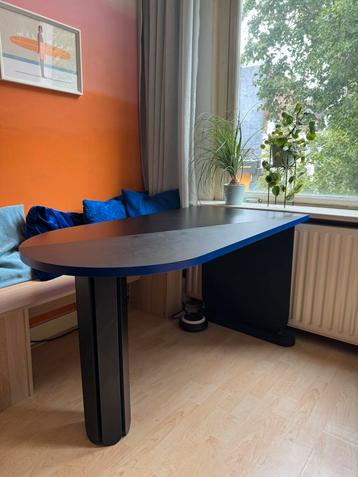 Maatwerk design eetkamertafel zwart beschikbaar voor biedingen