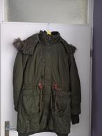 Khujo dikke  wiinterjas in topstaat! Maat M armygreen, Ophalen of Verzenden, Zo goed als nieuw, Maat 38/40 (M)