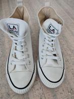 LA GEAR witte textiel / canvas, hoge sneakers maat 37, Ophalen of Verzenden, Zo goed als nieuw, Schoenen