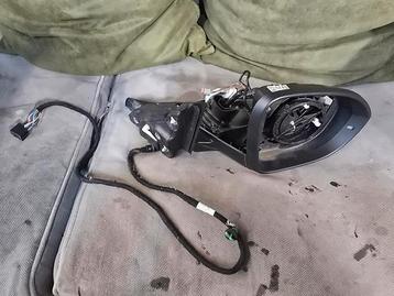 Buitenspiegel rechts VW T-roc facelift bj 2017-heden beschikbaar voor biedingen