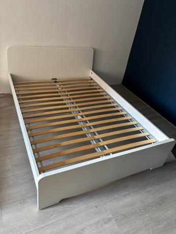 Ikea bed frame 140 x 200 - afbeelding 4