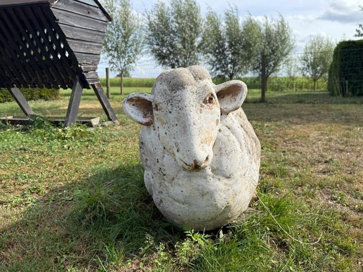 Groot staand stenen schaap Winterhard89x45x64 Brusewitz Art, Tuin en Terras, Tuinbeelden, Gebruikt, Steen, Ophalen
