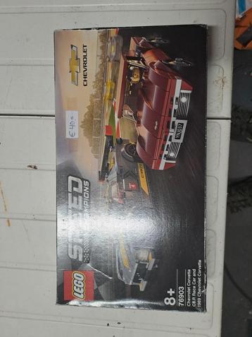LEGO Speed Champions Chevrolet Corvette C8.R & 1969 beschikbaar voor biedingen