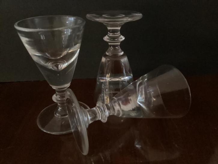 3 antieke borrelglazen. paraplu model ca. eind 19e eeuw, Antiek en Kunst, Antiek | Glas en Kristal, Ophalen of Verzenden