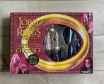 Schaakspel: Lord of the Rings Two Towers, Verzenden, Minder dan 500 stukjes, Zo goed als nieuw, Schaken