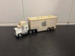 Disney Pixar Cars Apple Vrachtwagen / Hauler, Kinderen en Baby's, Speelgoed | Speelgoedvoertuigen, Ophalen of Verzenden, Gebruikt