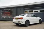 Mercedes-Benz A-klasse 250 e AMG Line PANO ADVANCED SOUND LE, Gebruikt, 4 cilinders, 15 kWh, Wit