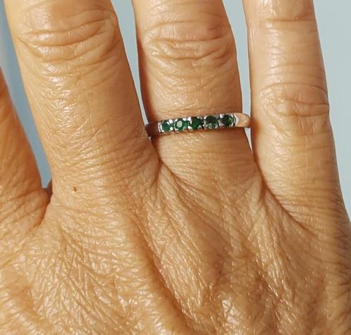 Zilveren ring met natuurlijke Smaragd edelsteen zilver 925, Sieraden, Tassen en Uiterlijk, Ringen, Nieuw, Dame of Heer, 17 tot 18