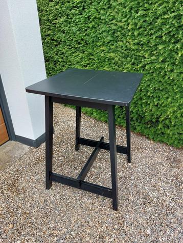 statafel hoge tafel van ikea  leuk voor feestjes  beschikbaar voor biedingen