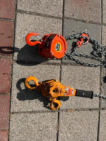 kettingtakel twee beschikbaar voor biedingen