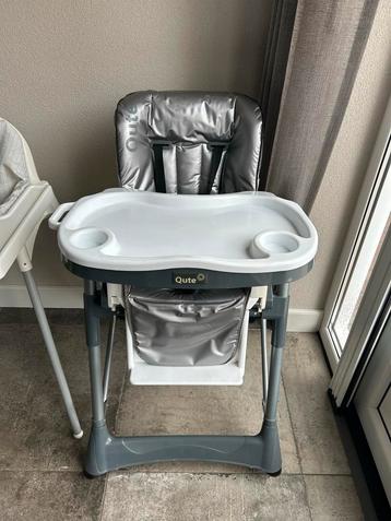 Qute Kinderstoel - Opa & Oma Stoel beschikbaar voor biedingen