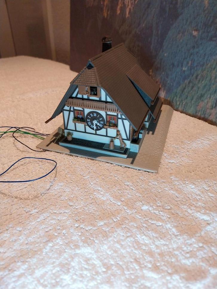 Faller, grootste koekoeksklok ter wereld., Hobby en Vrije tijd, Modeltreinen | H0, Gebruikt, Brug, Tunnel of Gebouw, Gelijkstroom of Wisselstroom