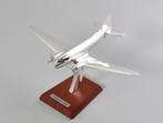 Douglas DC-3 Dakota Prop Airliner USA 1937 Silver Classics, Verzenden