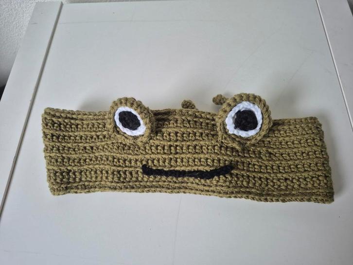 Zelfgehaakte Haarband Kikker, Kleding | Dames, Mutsen, Sjaals en Handschoenen, Nieuw, Muts, Ophalen of Verzenden