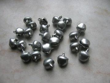  25 Zilver Kleurige Metalen Miniatuur Belletjes - 8 mm beschikbaar voor biedingen
