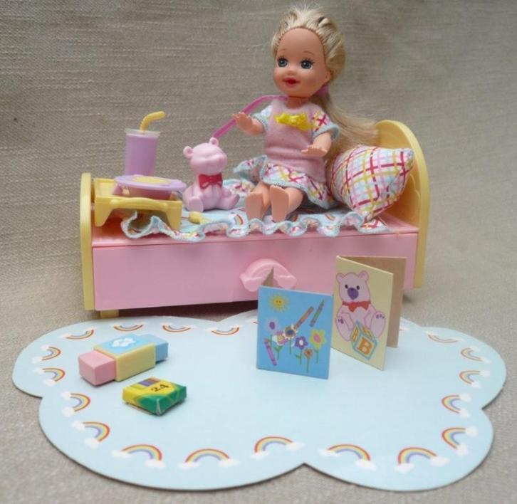 Barbie Baby Shelly Love N Care (ca. 2000), Verzamelen, Poppen, Gebruikt, Pop, Ophalen of Verzenden
