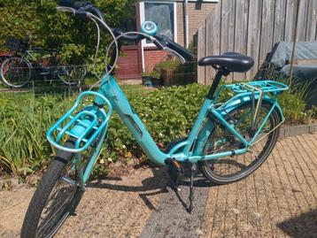 Batavus kinder fiets, 3 vers. Met terugtrap rem en knijp rem beschikbaar voor biedingen