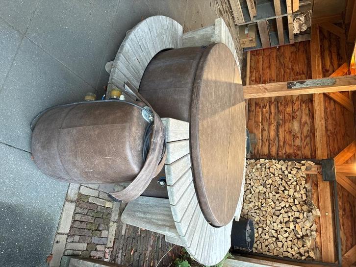 Softub Spa buitenbad, Tuin en Terras, Bubbelbaden en Hottubs, Zo goed als nieuw, Vast, Ophalen