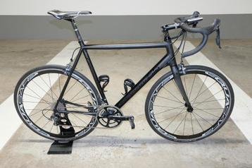 Cannondale Caad 10 Ultegra: Black on Black - maat 61  beschikbaar voor biedingen