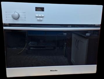 Inbouw stoomoven miele DG 163