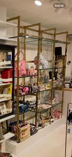 Eichholtz “Delano” vitrine messing kast Hollywood Regency, Ophalen, Met plank(en), 200 cm of meer, Zo goed als nieuw