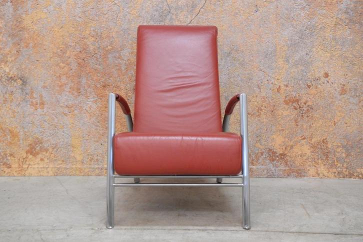 ZGANieuw rode leren Harvink de Club design fauteuil, Huis en Inrichting, Fauteuils, Zo goed als nieuw, Leer, Metaal, 50 tot 75 cm