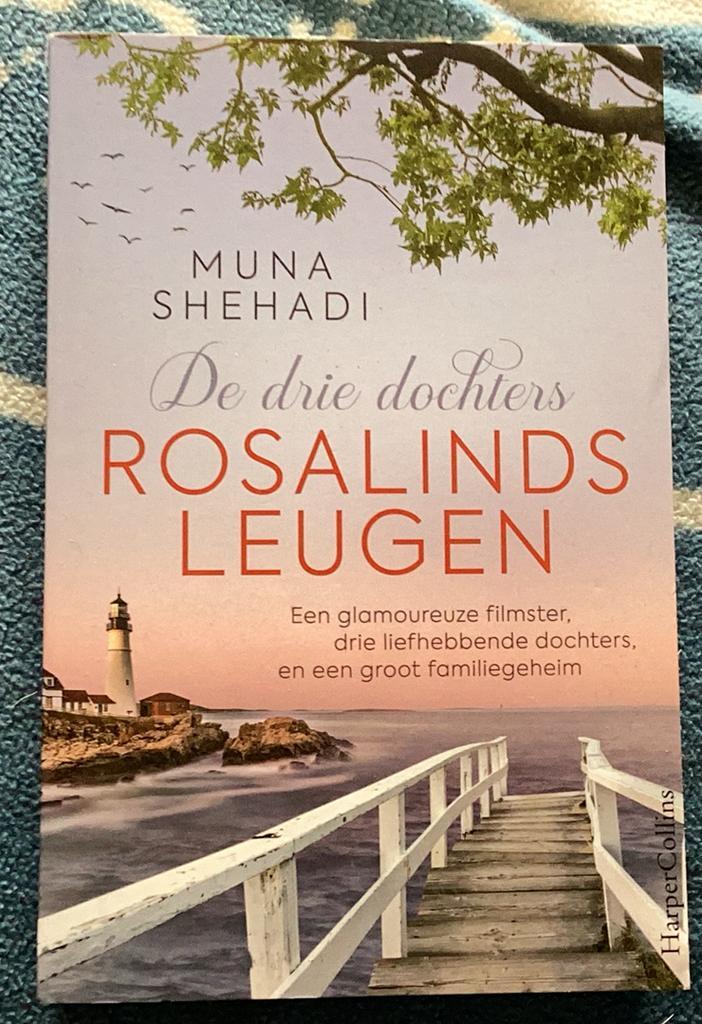 Muna Shehadi, Rosalinds Leugen., Boeken, Romans, Zo goed als nieuw, Ophalen of Verzenden