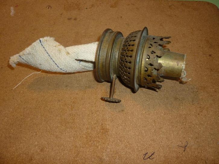 Oude en antieke brander voor olielamp, Antiek en Kunst, Antiek | Lampen, Ophalen of Verzenden