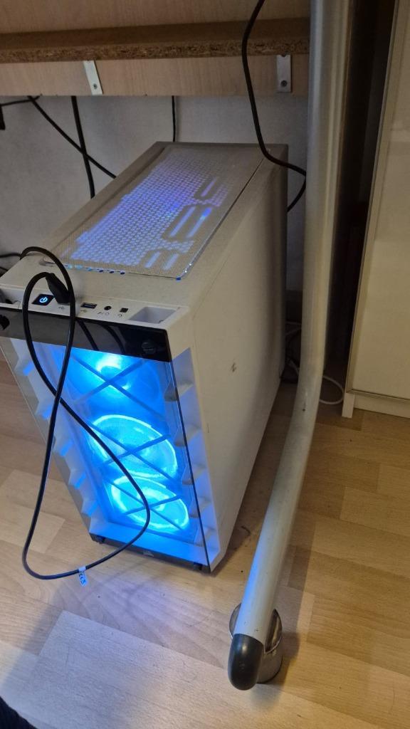 Game pc, Computers en Software, Desktop Pc's, Gebruikt, 4 Ghz of meer, HDD, SSD, 32 GB, Met videokaart, Gaming, Virtual Reality