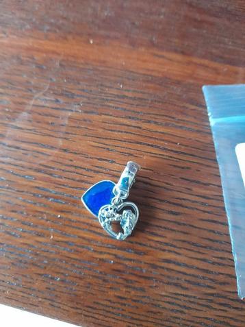 Pandora 798634C01 Hangbedel zilver Disney Lady and the Tramp beschikbaar voor biedingen