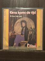 Lilian - Eens Komt De Tijd 7" Single, Cd's en Dvd's, Vinyl Singles, 7 inch, Single, Ophalen of Verzenden, Zo goed als nieuw