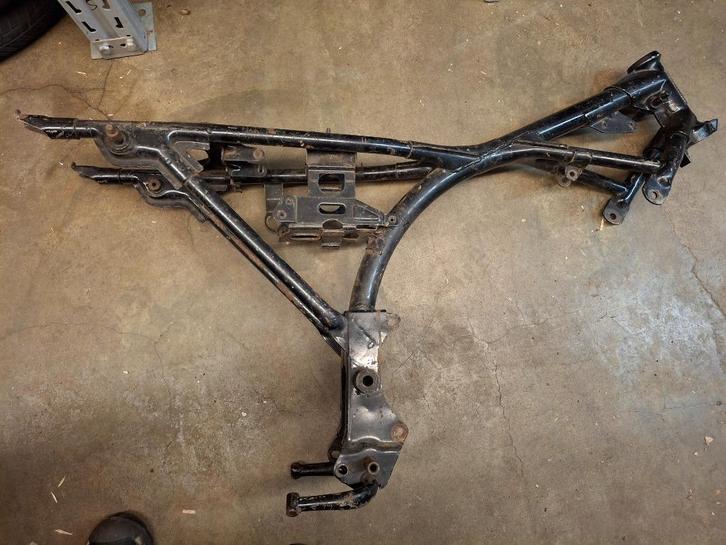 Honda cb77 frame (c92 c95 cl77 250 305 450 cb90 cb 77 72, Motoren, Onderdelen | Oldtimers, Gebruikt, Ophalen