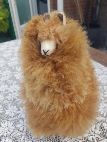 Lama knuffel beschikbaar voor biedingen