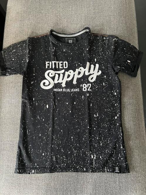 INDIAN BLUE JEANS zwart shirt met spetters maat 12 = 152, Kinderen en Baby's, Kinderkleding | Maat 152, Zo goed als nieuw, Jongen