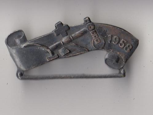 Christendom of Sinterklaas broche 1958, Verzamelen, Speldjes, Pins en Buttons, Gebruikt, Speldje of Pin, Overige onderwerpen, Ophalen of Verzenden