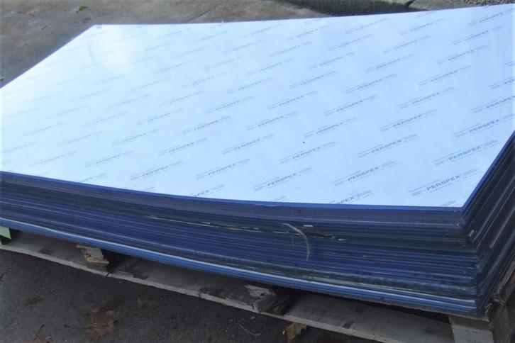 Plexiglas plaat blauw helder 2030 x 1035 x 10 mm, Doe-het-zelf en Verbouw, Glas en Ramen, Nieuw, Overige typen, 160 cm of meer