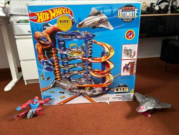 Super ultimate garage hot wheels beschikbaar voor biedingen